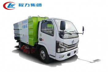 國(guó)六東風(fēng)D6掃路車5方